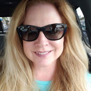 Meet your Posher, Cathy